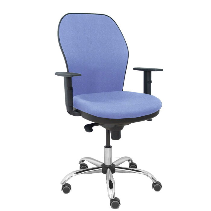 Silla de oficina Jorquera con mecanismo Sincro tapizada con Tela color Azul claro. Equipada con lumbar 1D, Brazos 1D y Ruedas de parqué Silla de oficina Jorquera con mecanismo Sincro tapizada con Tela color Azul claro. Equipada con lumbar 1D, Brazos 1D y Ruedas de parqué