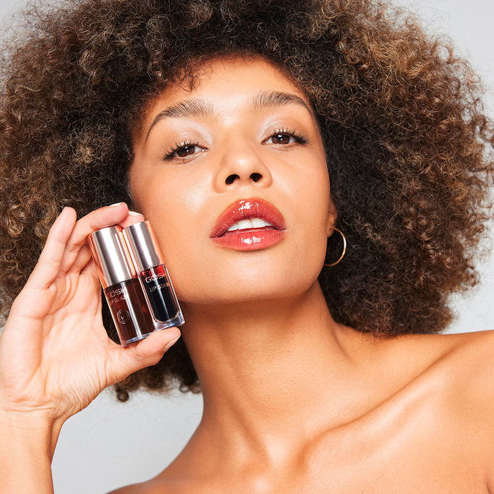 Gosh LIP GLAZE brillo de labios nutritivo #003 Dark Chocolate, acabado duradero con sutil tono, 5,50 ml