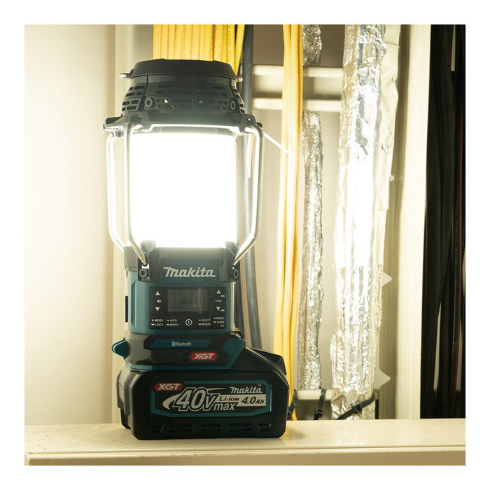 Makita MR009GZ Radio con Linterna Inalámbrica 40V Ión de Litio LED 300 lm Makita MR009GZ Radio con Linterna Inalámbrica 40V Ión de Litio LED 300 lm