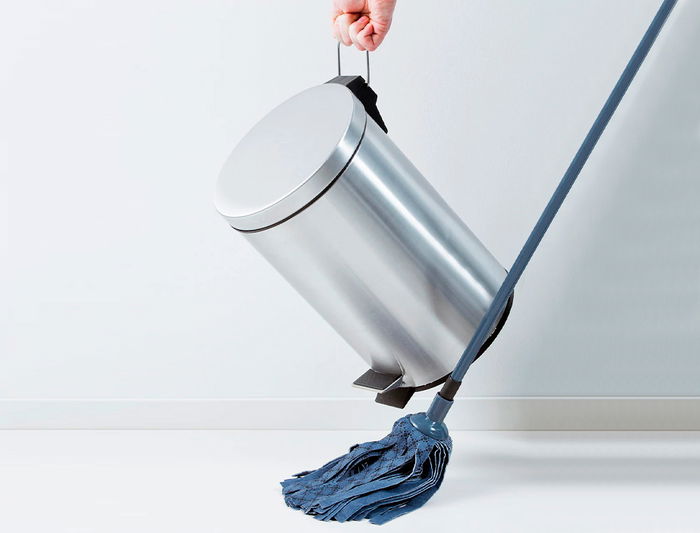 Confortime Cubo de Basura de Metal con Pedal de Apertura, 7 Litros, Color Plata, Dimensiones 20 x 26 x 30.1 cm (6 Unidades) Confortime Cubo de Basura de Metal con Pedal de Apertura, 7 Litros, Color Plata, Dimensiones 20 x 26 x 30.1 cm (6 Unidades)