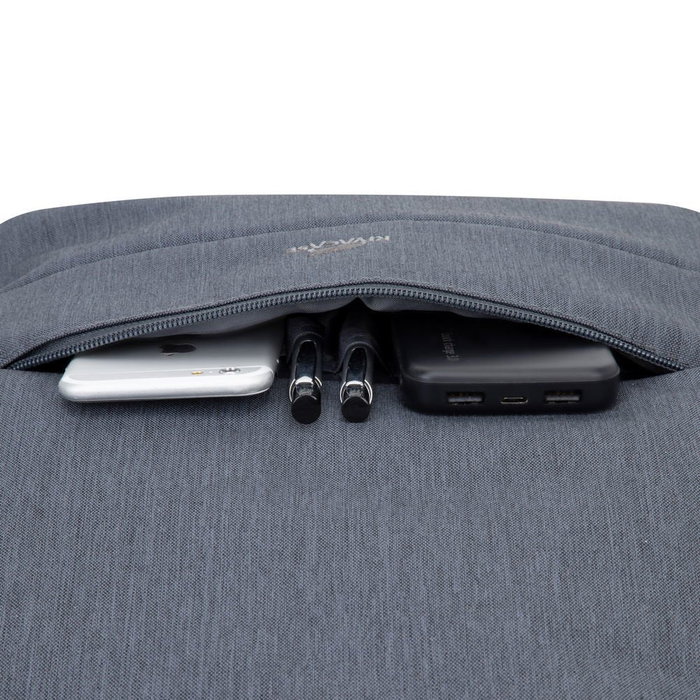 Rivacase 7567 Mochila para Portátil 17.3" (43.9 cm) Azul - Poliéster Resistente al Agua con Puerto USB, Tirantes para Hombro y Múltiples Bolsillos - 780 g
