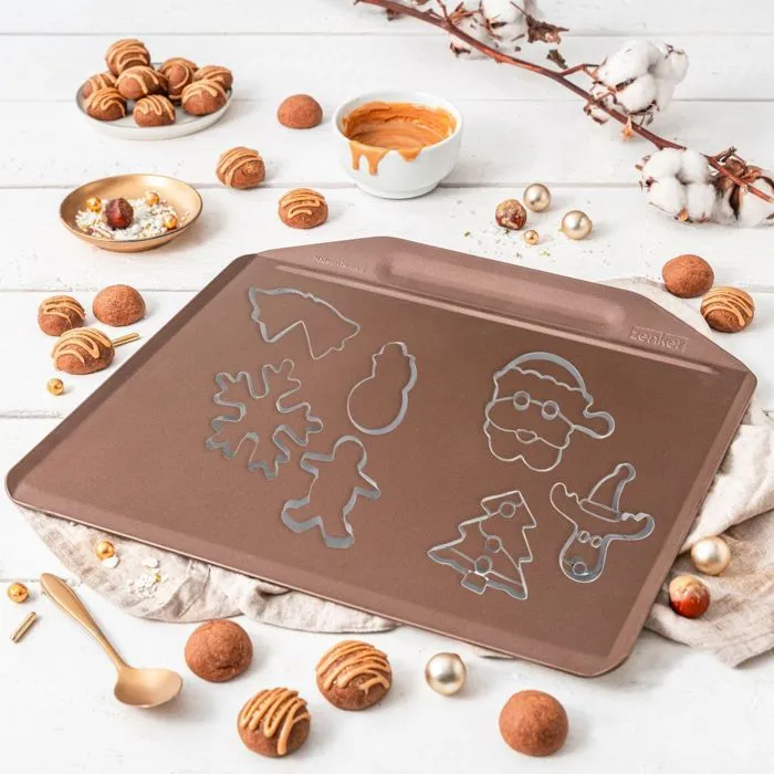 Zenker ZEN1697070515654 Bandeja para hornear sin borde y 7 cortadores de galletas navideñas