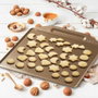 Zenker Bandeja para hornear sin borde y 7 cortadores de galletas navideños