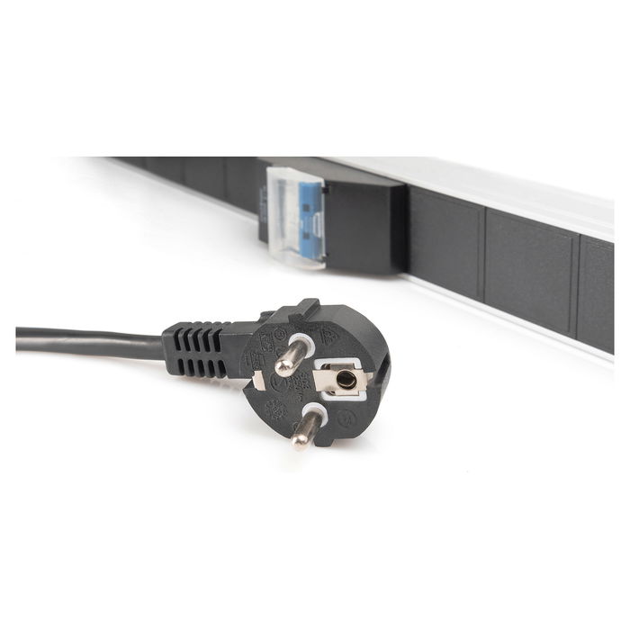 Digitus Regleta de Conexión de 18 Enchufes con Protección contra Sobretensiones de Aluminio