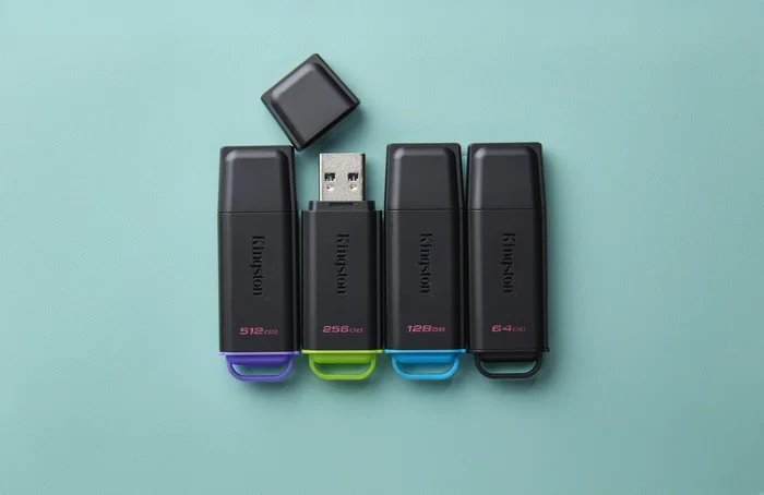 Kingston DataTraveler Exodia 128 GB USB 3.2 Gen 1 Negro/Azul Kingston DataTraveler Exodia 128 GB USB 3.2 Gen 1 Negro/Azul