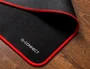 Q-connect Alfombrilla XXL Negra con Borde Rojo para Ratón 900x400 mm