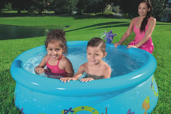 Bestway 57326 Piscina Inflable Familiar 152x38 cm con Spray de Agua, Material TriTech Resistente, Fácil Montaje Bestway 57326 Piscina Inflable Familiar 152x38 cm con Spray de Agua, Material TriTech Resistente, Fácil Montaje