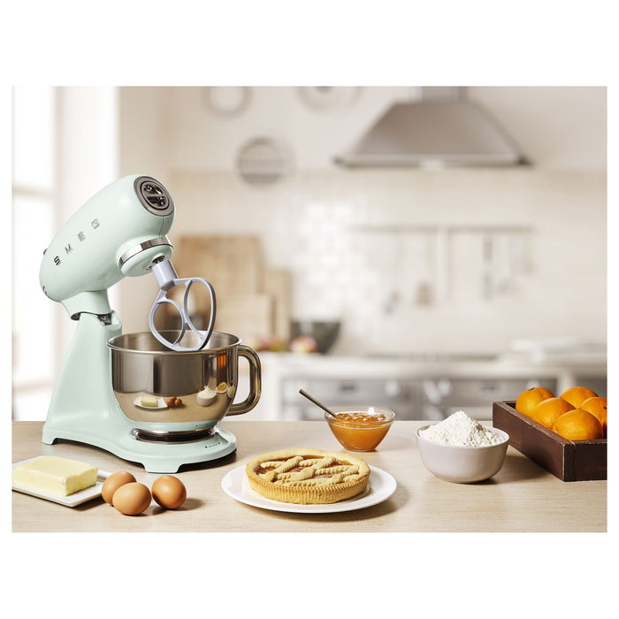 Smeg SMF03PGEU Robot de cocina 50's Style pastel verde, 800W, 4.8L, accionamiento directo, 10 velocidades, velocidad variable, base antideslizante, tazón acero inoxidable, 1m cable