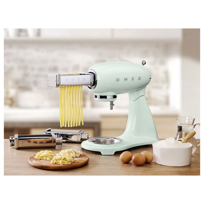 Smeg SMF03PGEU Robot de cocina 50's Style pastel verde, 800W, 4.8L, accionamiento directo, 10 velocidades, velocidad variable, base antideslizante, tazón acero inoxidable, 1m cable