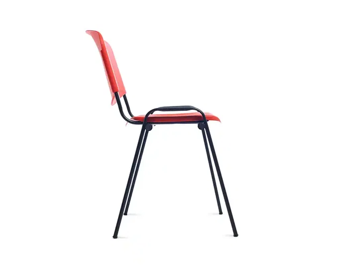 Silla Rocada Confidente Estructura Metálica Respaldo y Asiento Polimero Rojo