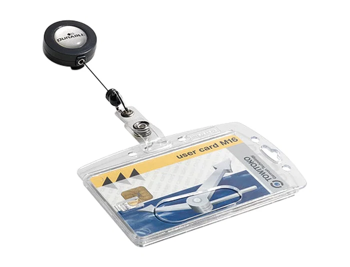 Durable Identificador/Tarjetero con Cordón Extensible, Pinza Metálica, Uso Vertical/Horizontal, Cierre de Botón, 54x85 mm, Transparente