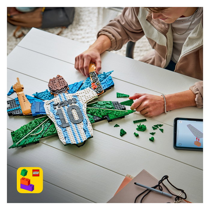 LEGO Lionel Messi: Celebración 43018