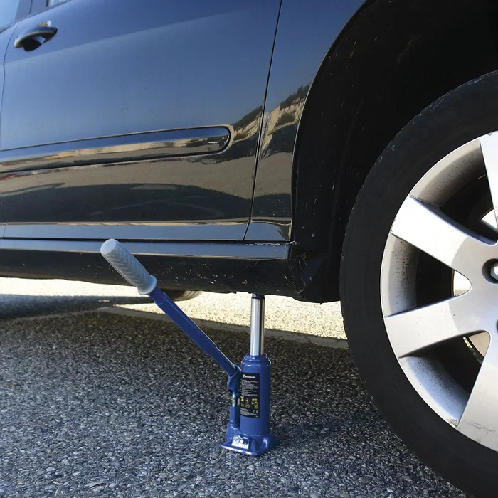 Michelin Gato Hidráulico Botella 3T - Capacidad 3 Toneladas, Altura de Elevación 195 mm a 385 mm Michelin Gato Hidráulico Botella 3T - Capacidad 3 Toneladas, Altura de Elevación 195 mm a 385 mm