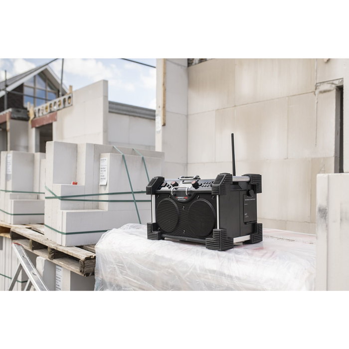 PerfectPro ROCKHART 18V Job Site Radio PerfectPro ROCKHART 18V Job Site Radio