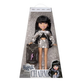 Bratz Muñeca Jade + Charmz Stylin 25 Aniversario con Charm Conmemorativo por MGA