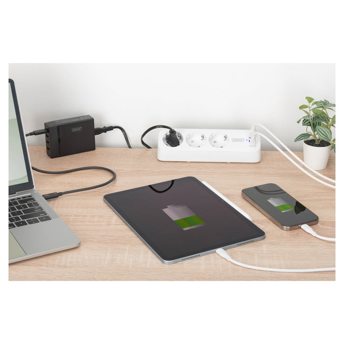 Digitus DA-70626 Regleta de sobremesa con 3 tomas y 3 USB, Blanco