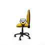 Silla de oficina Algarra con mecanismo Contacto permanente de doble maneta tapizada con Tela color Amarillo. Equipada con Base poliamida negra, Brazos fijos y Ruedas autofrenantes