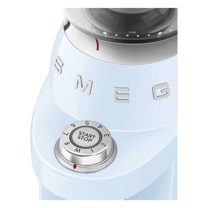 Smeg CGF03PBEU Molinillo de Café con 15 Ajustes de Molienda, 240 g Capacidad, Fresas Cónicas de Acero Inoxidable, Azul Pastel Smeg CGF03PBEU Molinillo de Café con 15 Ajustes de Molienda, 240 g Capacidad, Fresas Cónicas de Acero Inoxidable, Azul Pastel