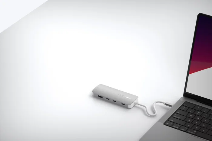 LINQ LQ49081PS Hub USB-C 8-en-1 Pro Studio 8K, Base Portátil con HDMI 8K/30Hz, Puerto PD 140W, Ethernet 2.5Gbps, 3xUSB-C y 3xUSB-A, Color Gris y Blanco