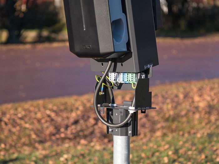 Next Green Soporte Polebox 205 D2 para Cargadores de Vehículos Eléctricos, Montaje en Poste Next Green Soporte Polebox 205 D2 para Cargadores de Vehículos Eléctricos, Montaje en Poste