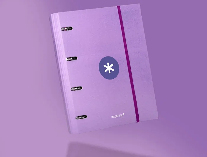 Antartik Carpeta con Recambio A4 Cuadro 5mm Forrada 4 Anillas 40mm Redondas con Solapa Color Lavanda