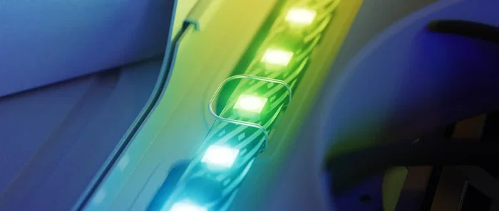 HYTE LS10 Universal Tira LED Multicolor Azul, Verde, Rojo Tipo-C con base adhesiva e imán - 3 tiras - Modelo acc-hyte-ls10-b-3