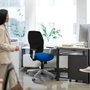 PIQUERAS Y CRESPO Silla de oficina Alfera traslack malla negra y asiento amarillo