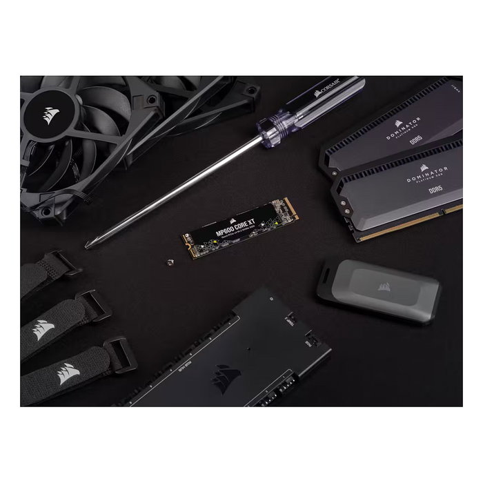 Corsair MP600 CORE XT SSD 4TB M.2 PCIe 4.0 NVMe - Velocidades de Lectura 5000 MB/s y Escritura 4400 MB/s - Memoria QLC 3D NAND - Factor de Forma 2280