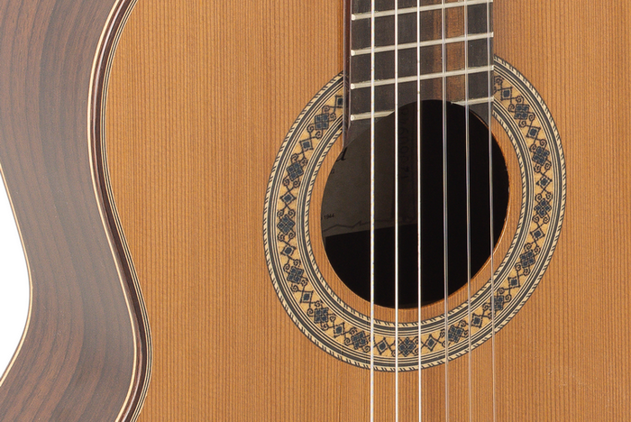 Admira Guitarra Clásica A15 Serie Artesanía Zurda