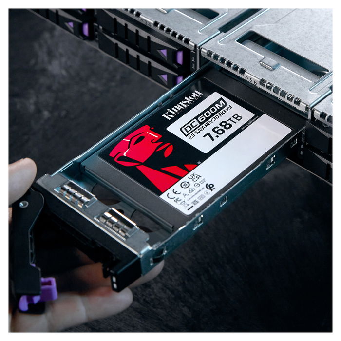 Kingston DC600M SSD 7.68TB SATA 2.5" Enterprise Mixed Use Kingston DC600M SSD 7.68TB SATA 2.5" Enterprise Mixed Use