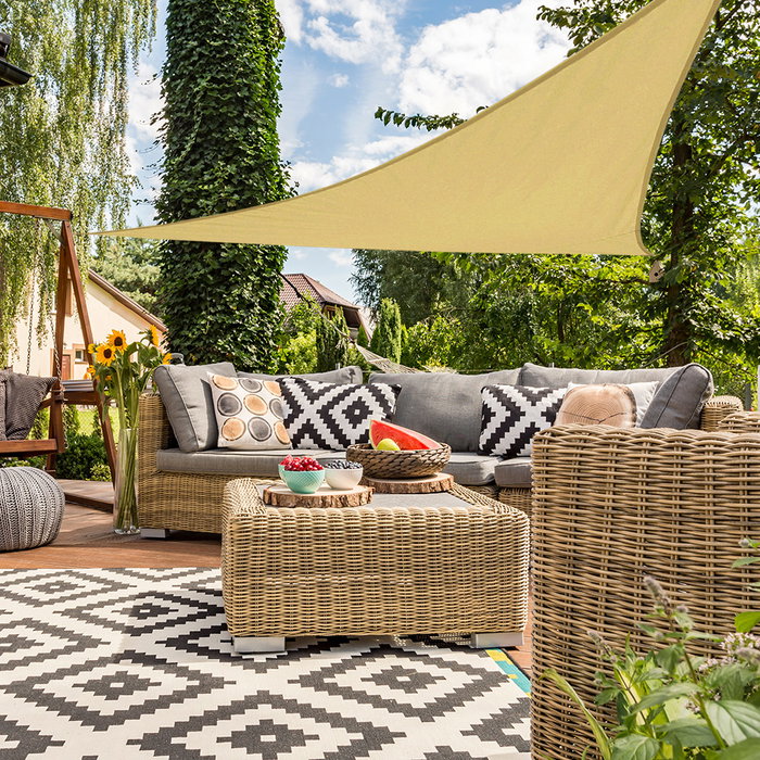 Aktive Garden Toldo vela de sombreo triangular color crema Aktive Garden Toldo vela de sombreo triangular color crema