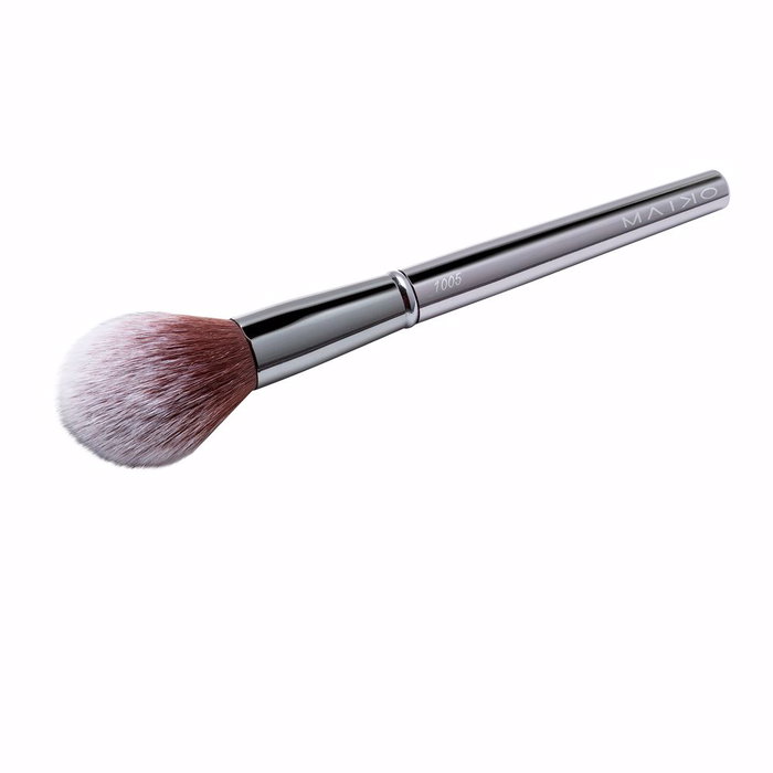 Maiko Brocha de Maquillaje para Colorete 1005, Pelo Sintético, Color Gris, 1 Unidad Maiko Brocha de Maquillaje para Colorete 1005, Pelo Sintético, Color Gris, 1 Unidad