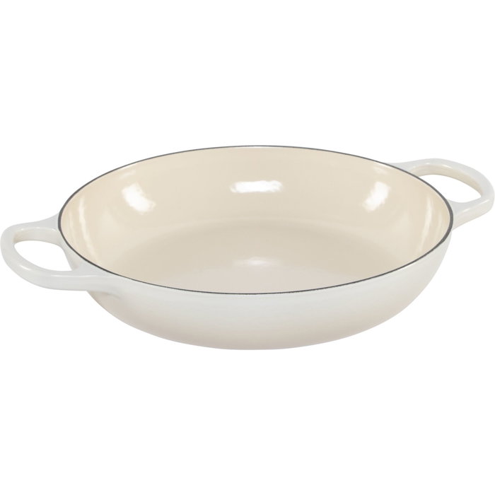Le Creuset Gourmet Shallow Casserole 30 cm Meringue Le Creuset Gourmet Shallow Casserole 30 cm Meringue