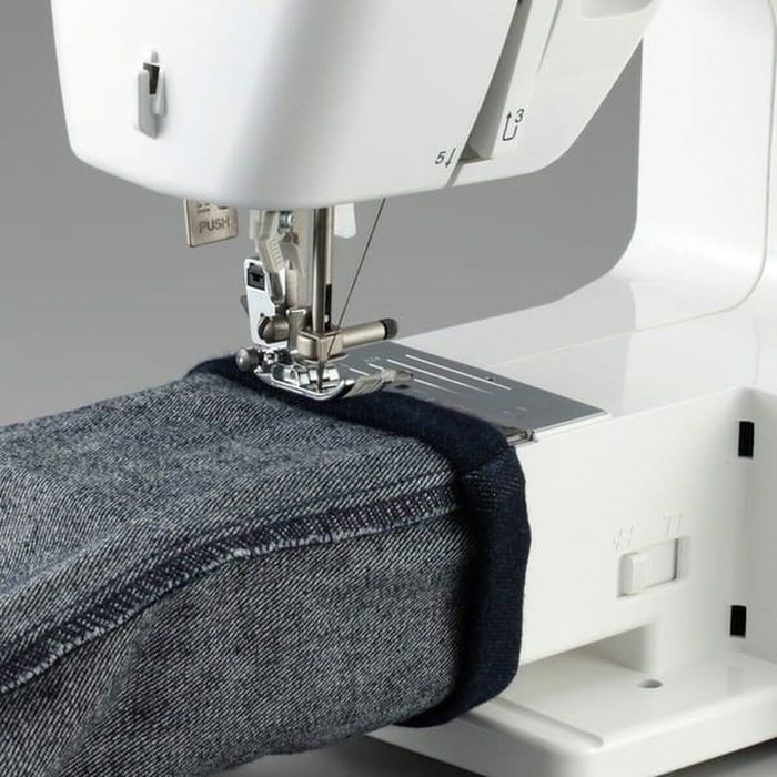 Máquina de Coser Brother HF37
