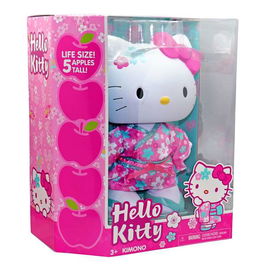 Famosa Figura Hello Kitty Kimono 33 cm con 5 puntos de articulación