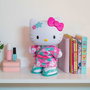 Famosa Figura Hello Kitty Kimono 33 cm con 5 puntos de articulación
