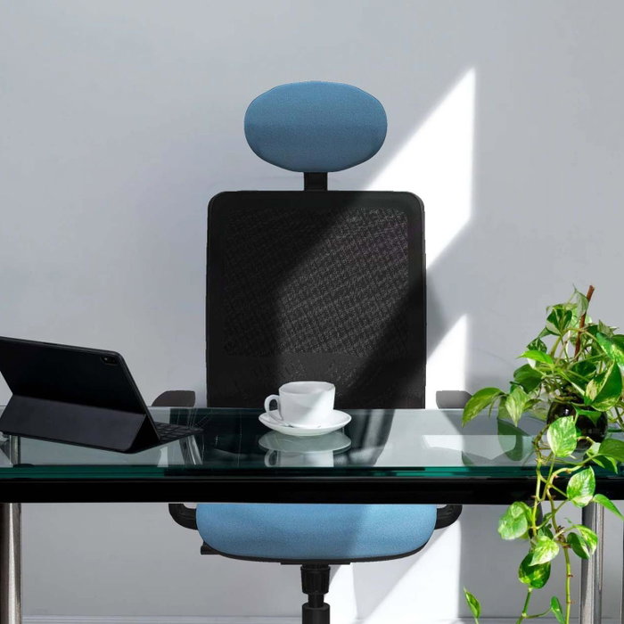 PIQUERAS Y CRESPO Silla de oficina Zulema con mecanismo Sincro, Blanco y Negro PIQUERAS Y CRESPO Silla de oficina Zulema con mecanismo Sincro, Blanco y Negro