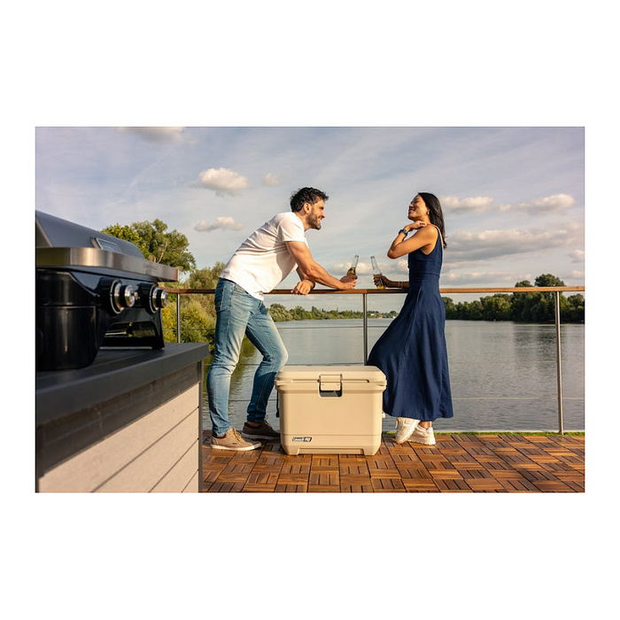 Coleman PRO 55QT Caja Térmica con Telescopio y Ruedas 52L Blanco