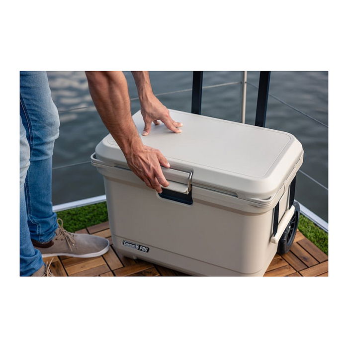 Coleman PRO 55QT Caja Térmica con Telescopio y Ruedas 52L Blanco