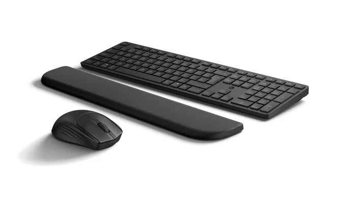 HP Combo Teclado y Ratón Inalámbrico Multidispositivo con Reposamuñecas 580c