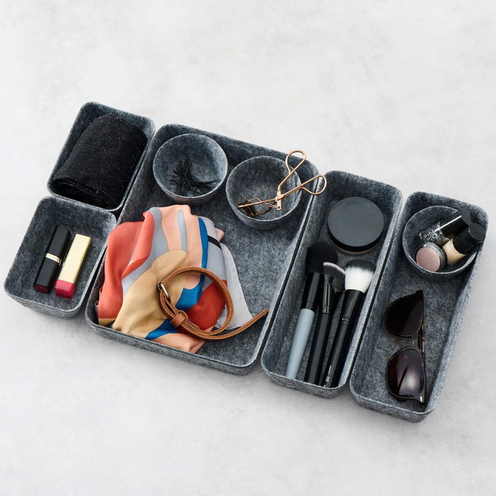 Day - Juego de 8 Piezas de Almacenamiento en Fieltro, Caja Organizadora Gris para Maquillaje, Joyas o Oficina, Protege y Ordena