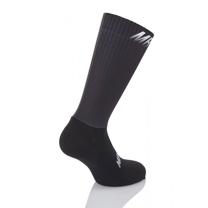 Mbwear Calcetines Aero Dry Ultraligeros Transpirables para Hombre y Mujer - Acolchados con Tecnología Q-Skin Antiolor (S-M 35-40) Mbwear Calcetines Aero Dry Ultraligeros Transpirables para Hombre y Mujer - Acolchados con Tecnología Q-Skin Antiolor (S-M 35-40)