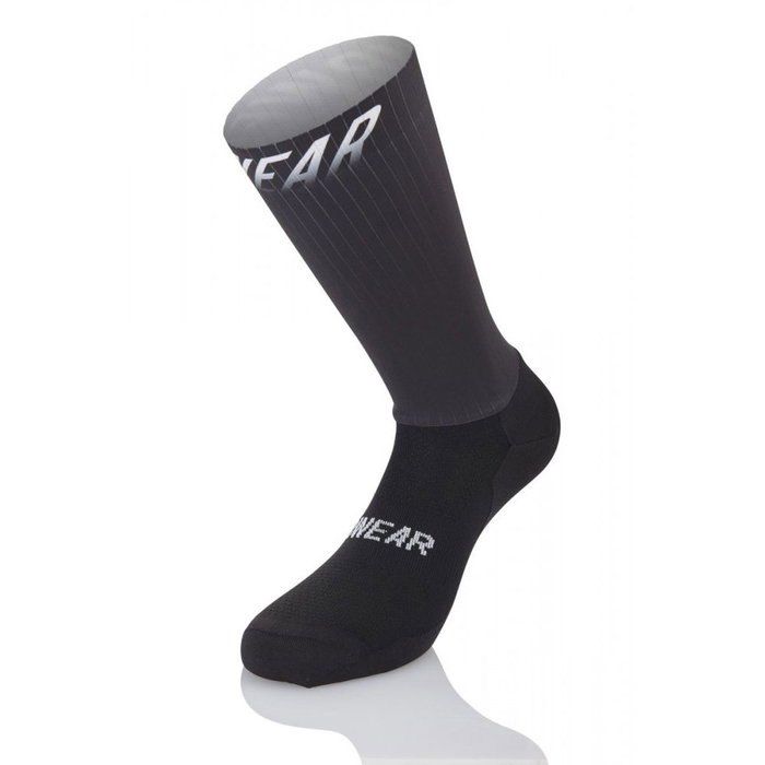 Mbwear Calcetines Aero Dry Ultraligeros Transpirables para Hombre y Mujer - Acolchados con Tecnología Q-Skin Antiolor (S-M 35-40) Mbwear Calcetines Aero Dry Ultraligeros Transpirables para Hombre y Mujer - Acolchados con Tecnología Q-Skin Antiolor (S-M 35-40)