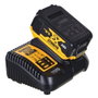DeWalt Kit de Taladro Percutor DCD796 y Amoladora DCG405 con 2 Baterías de 5.0Ah y Maletín T STAK