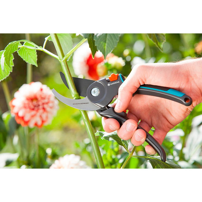 Tijera de jardin b/m 8904-20 diametro maximo de corte: 24mm gardena Tijera de jardin b/m 8904-20 diametro maximo de corte: 24mm gardena