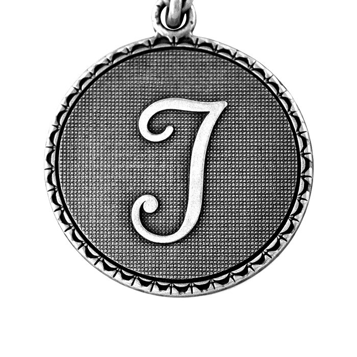 Alex And Ani Pulsera de Metal con Letra T - Gris Alex And Ani Pulsera de Metal con Letra T - Gris
