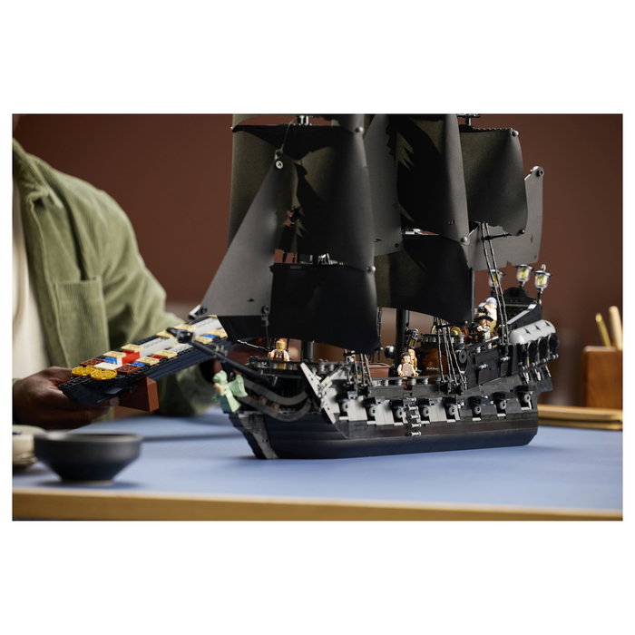 LEGO ICONS Barco Pirata del Capitán Jack Sparrow 10365 - Juego de construcción 2862 piezas +18 años LEGO ICONS Barco Pirata del Capitán Jack Sparrow 10365 - Juego de construcción 2862 piezas +18 años