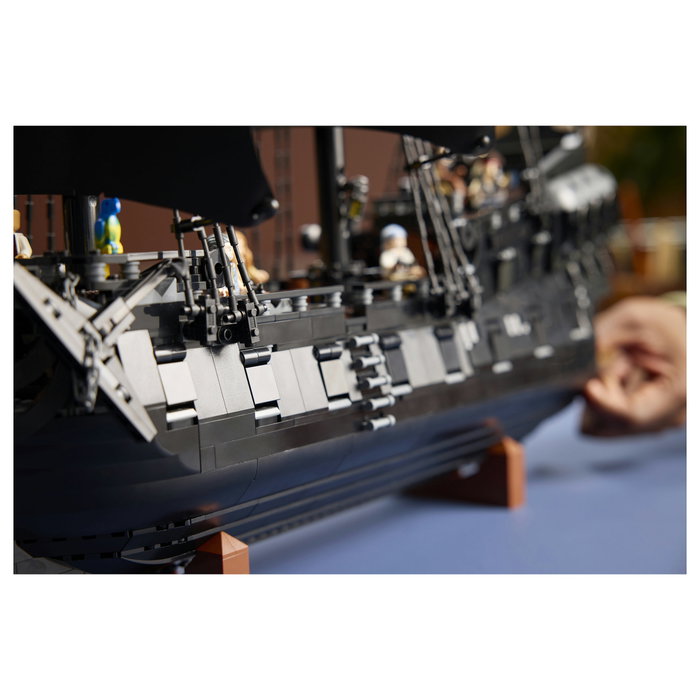 LEGO ICONS Barco Pirata del Capitán Jack Sparrow 10365 - Juego de construcción 2862 piezas +18 años LEGO ICONS Barco Pirata del Capitán Jack Sparrow 10365 - Juego de construcción 2862 piezas +18 años