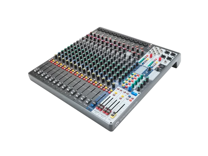 SOUNDCRAFT Signature Plus 16