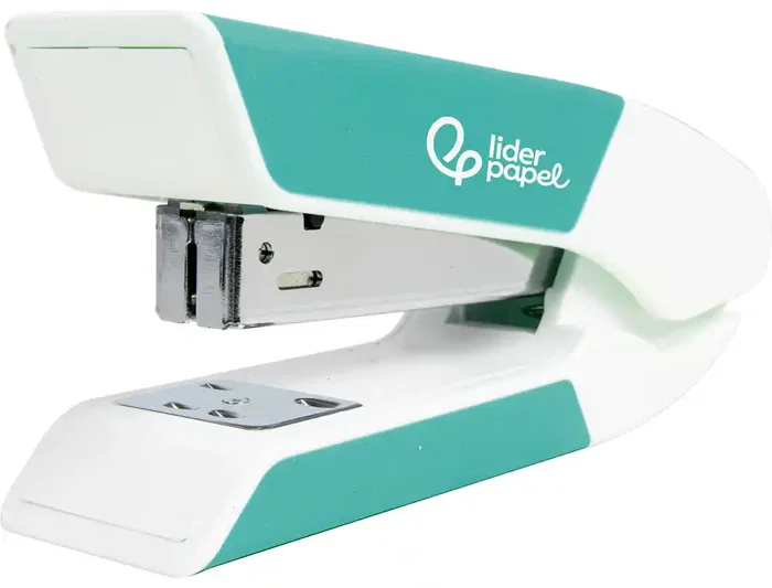 Liderpapel Grapadora Turquesa con Extraegrapas y Caja de 1000 Grapas 26/6, Capacidad 20 Hojas, Plástico con Mecanismo Metálico